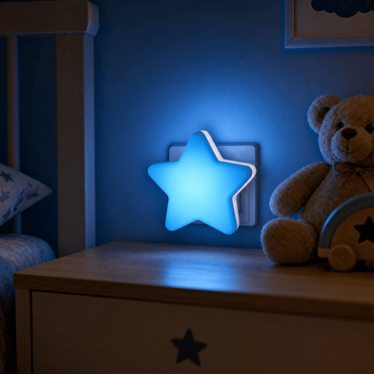 Veilleuse bébé étoile à prise LED Les Petites Loupiotes